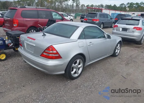 2001 Mercedes-Benz Slk 320 from USA, damaged, VIN WDBKK65F71F210921